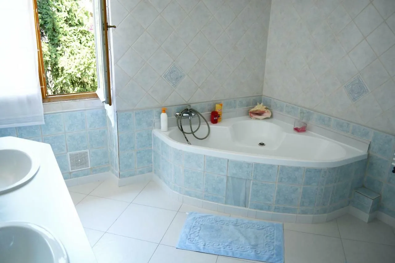 B&B Les Pervenches Nice Bed & Breakfast